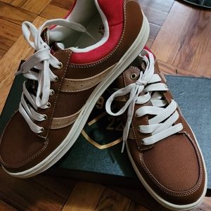 NWOT Original Penguin sneakers. Size US 10